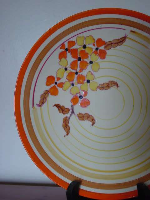 Beautiful Clarice Cliff Bizarre Plate
