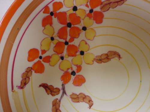 Beautiful Clarice Cliff Bizarre Plate