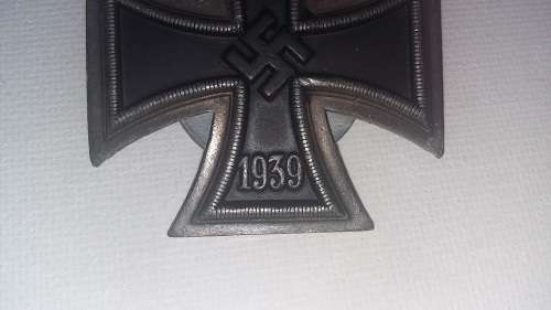WW11 WW2 GERMAN IRON CROSS BADGE