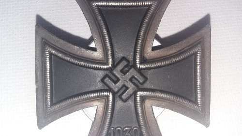 WW11 WW2 GERMAN IRON CROSS BADGE
