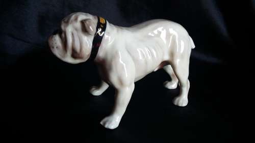 RARE ROYAL DOULTON BULL-DOG WITH MAKERS MARK