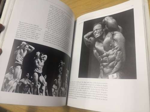 Arnold Schwarzenegger The New Encyclopedia of Modern Bodybuilding