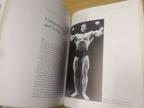 Arnold Schwarzenegger The New Encyclopedia of Modern Bodybuilding