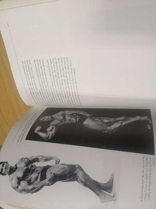 Arnold Schwarzenegger The New Encyclopedia of Modern Bodybuilding