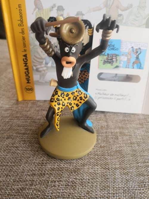 Tintin in the Congo - Muganga figurine
