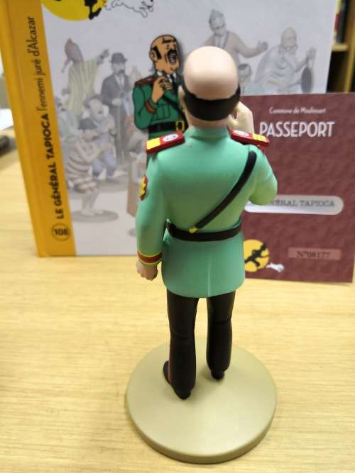 Tintin and the Picaros - General Tapioca