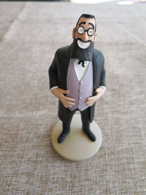 Tintin - The 7 Crystal Balls - Professor Bergamotte Hilare - from page 28