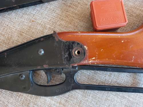 Daisy BB toy rifles