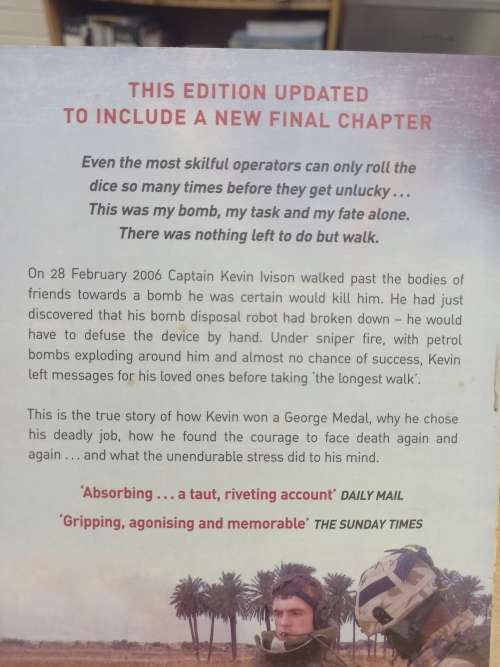 Red One - a Bo.. disposal expert on the front line