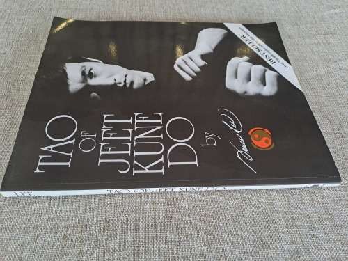 Tao of Jeet Kune Do - Brue Lee
