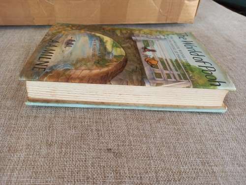 The World of Pooh - the complete Winnie-the-Pooh - A A Milne