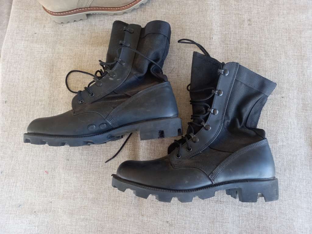 Boots - Military Wellco