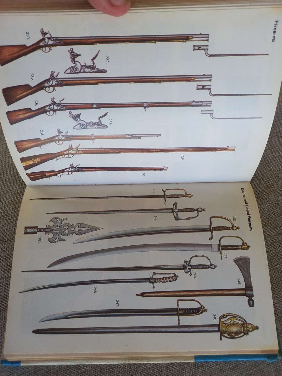 Uniforms of the American Revolution - Blandford Colour Series