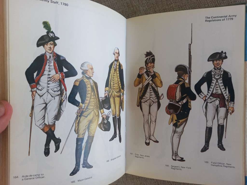 Uniforms of the American Revolution - Blandford Colour Series