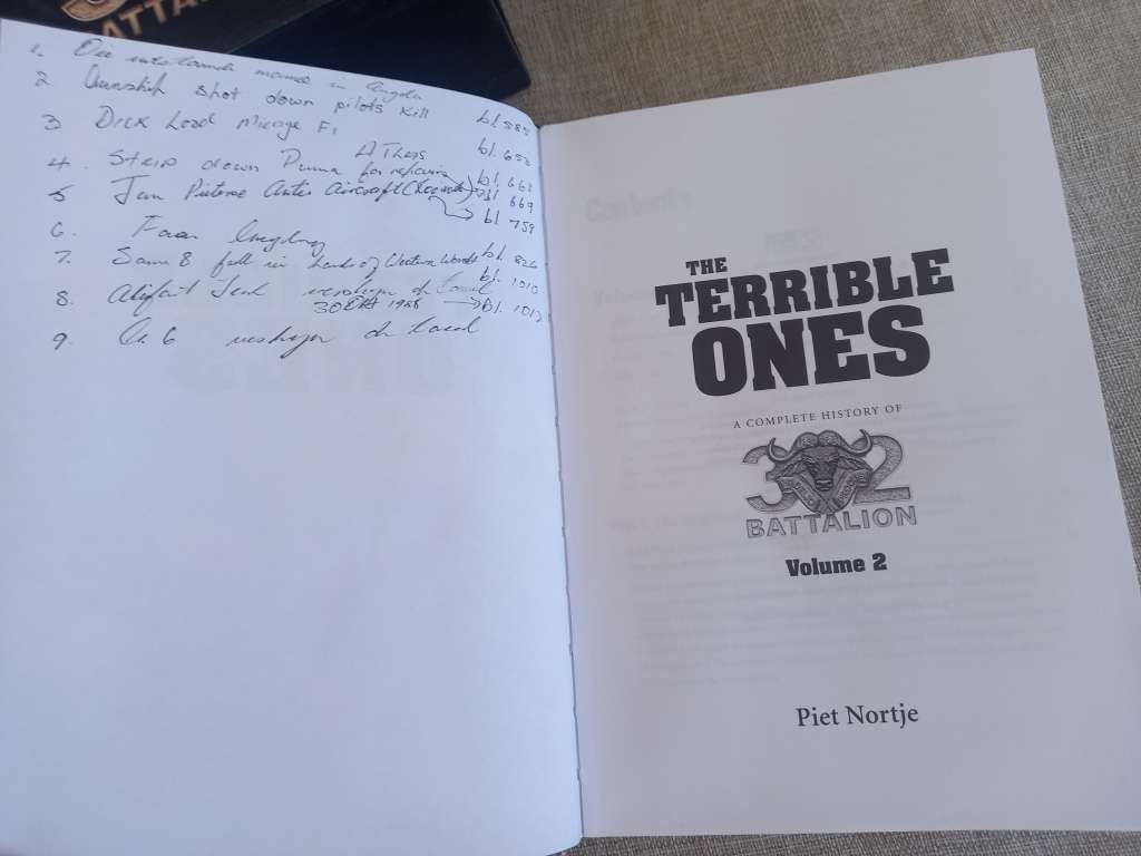 The Terrible Ones: The Complete History of 32 Battalion - Piet Nortje