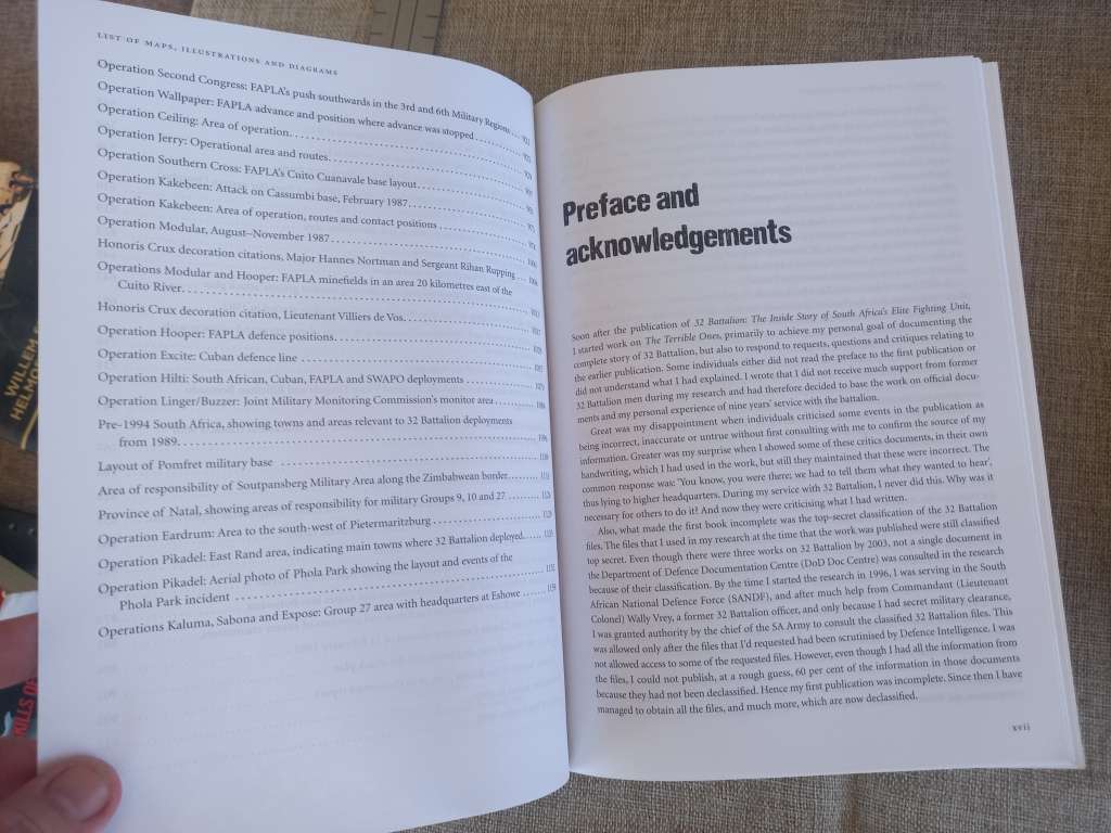 The Terrible Ones: The Complete History of 32 Battalion - Piet Nortje