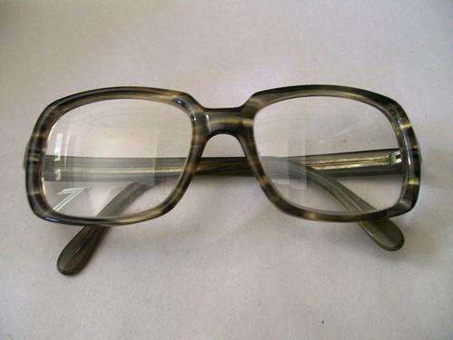 VINTAGE GLASES