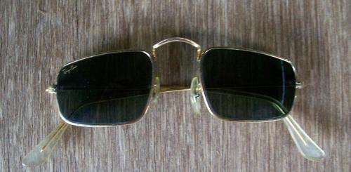 VINTAGE RAY BAN SUN GLASSES