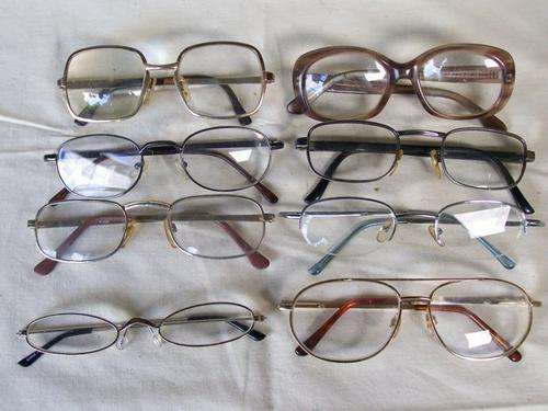 VINTAGE AND LATER LOT OF SPECTICALS