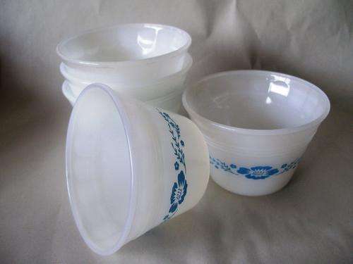 VINTAGE MILK GLASS BOWLS