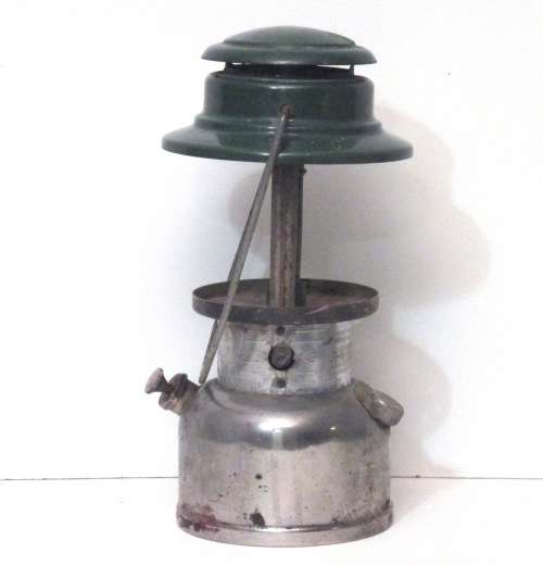 COLEMAN No.339  LANTERN MADE IN CANADA