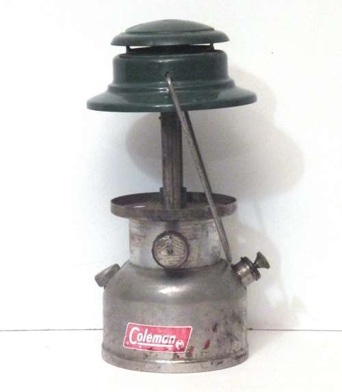 COLEMAN No.339  LANTERN MADE IN CANADA