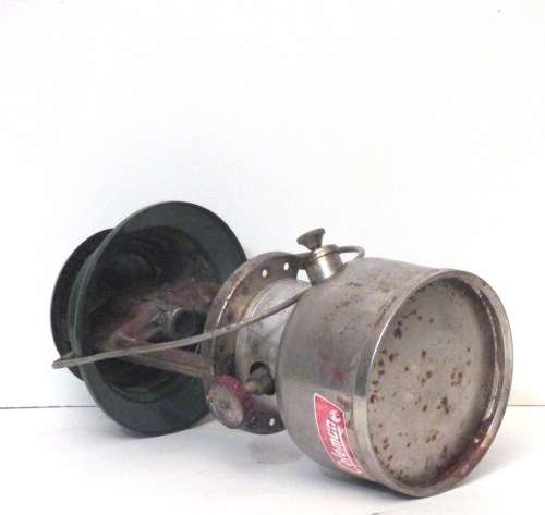 COLEMAN No.339  LANTERN MADE IN CANADA