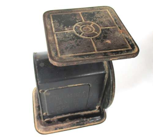 VINTAGE COLUMBIA FAMILY KITCHEN SCALE