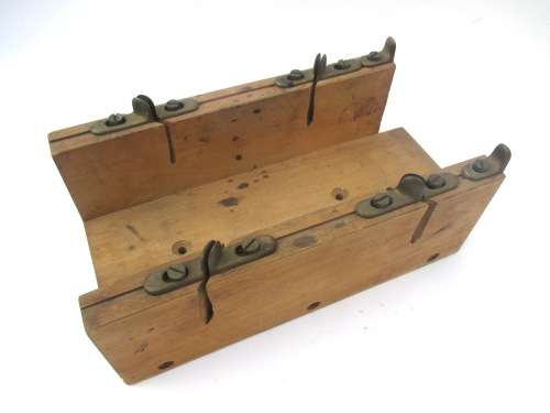 VINTAGE MITER BOX HAND TOOL
