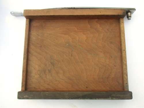 VINTAGE PAPER GUILLOTINE