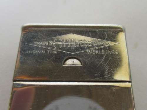 VINTAGE GILLETTE SAFETY RAZOR