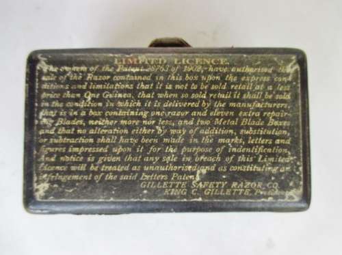 VINTAGE GILLETTE SAFETY RAZOR