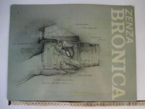 VINTAGE ZENZA BRONICA PLASTIC PAD CAMERA