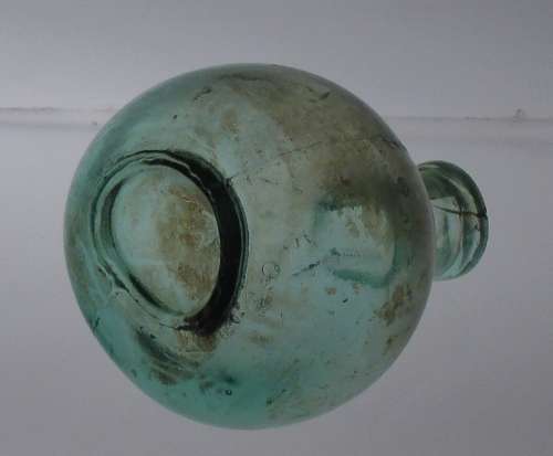 ANTIQUE SMALL PONTIL BOTTLE