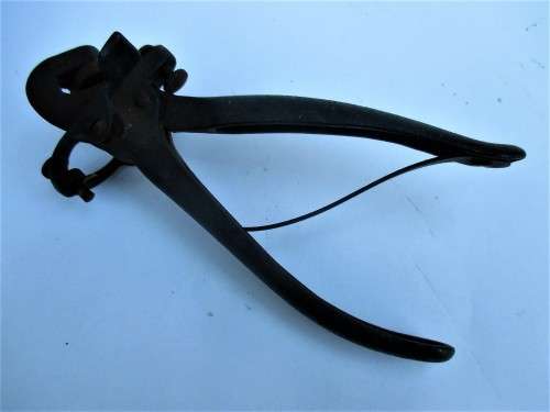 SAW SET DISTTON & SONS