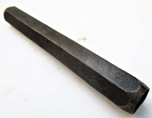 BLACKSMITH RIVET PUNCH