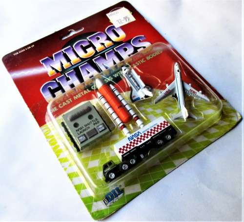 MICRO CHAMPS NASA SPACE SHUTTLE