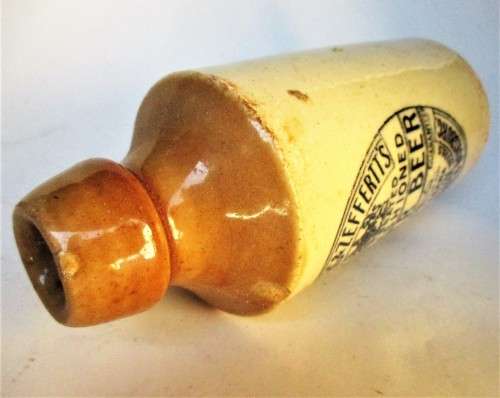 GOLBERG AND ZEFFERTT JHB GINGER BEER BOTTLE