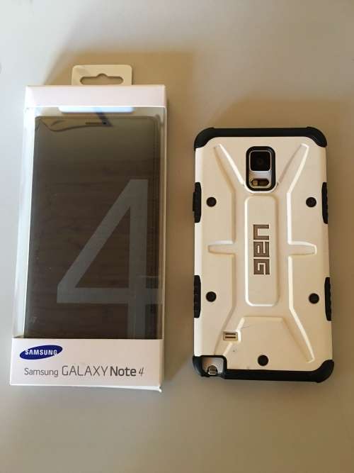 Samsung Galaxy Note 4 *Excellent Condition* + FREE COURIER SHIPPING + UAG Cover + Samsung Flip Cover