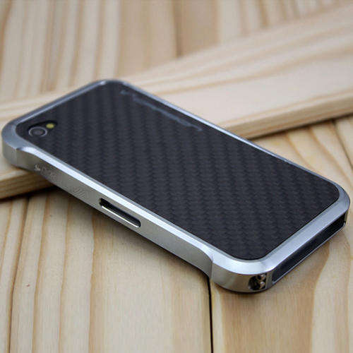 VAPOR Element Aluminum Bumper for iPhone 4 with a Carbon Fiber Backplate (Grey)