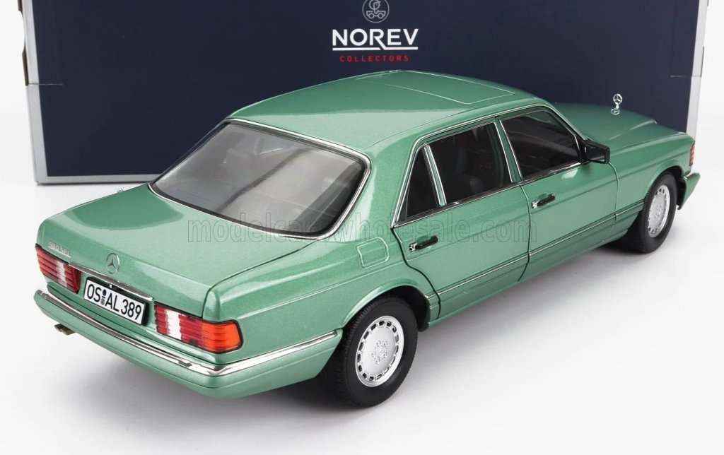 Mercedes-Benz 560 SEL (W126) - Light Green - (Norev 1/18)