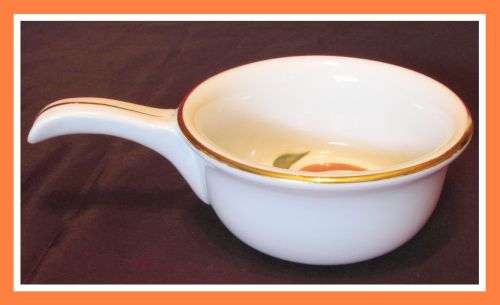 Lovely Royal Worcester Ramekins and Cocette with "Evesham" Pattern!