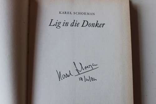 GETEKEN: Lig in die donker - Karel Schoeman