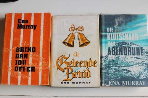 3 x Ena Murray hardeband boeke