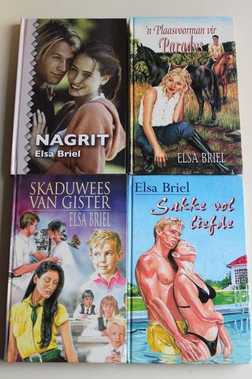 4 x Elsa Briel hardebande baie mooi toestand