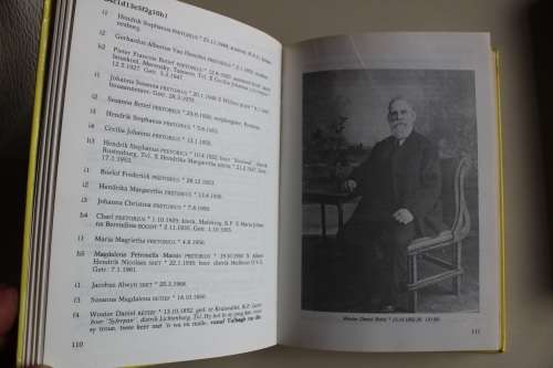 Die Retief-familie in Suid-Afrika 1688-1988 - Dr. P.J. Retief