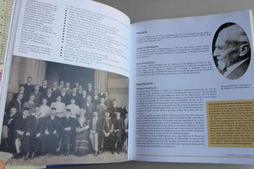 Van Sink tot Sandsteen tot Graniet - Die Universiteit van die Vrystaat se eerste 100 jaar