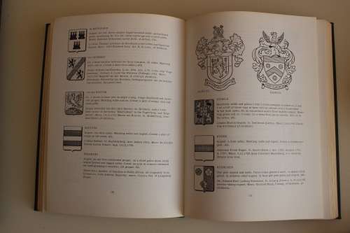 Heraldry of South African Families - C. Pama (South Africa - Geneology - Family Tree)