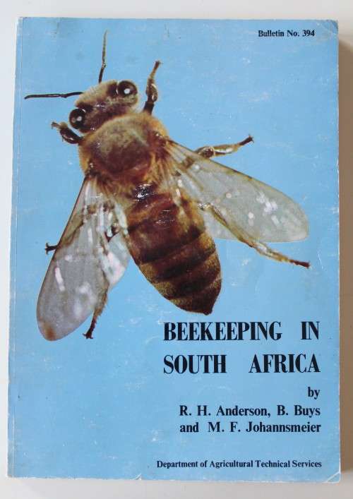 BEEKEEPING in SOUTH AFRICA - ANDERSON B BUYS &  JOHANNSMEIER Dept of Agriculture bees