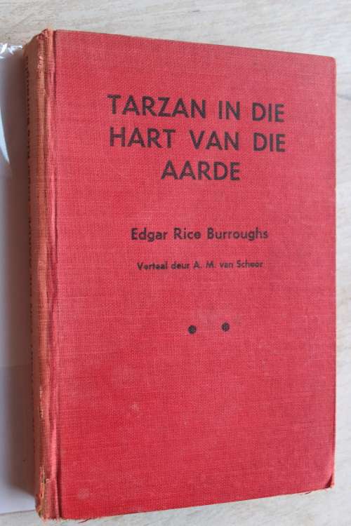 Tarzan in die hart van die aarde  - Edgar Rice Burroughs